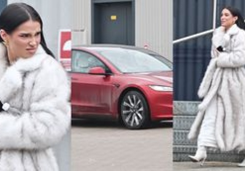 Nadąsana Natsu pakuje się w białym futrze do elektryka za 200 TYSIĘCY zł. Powinna zahaczyć o myjnię? (ZDJĘCIA)