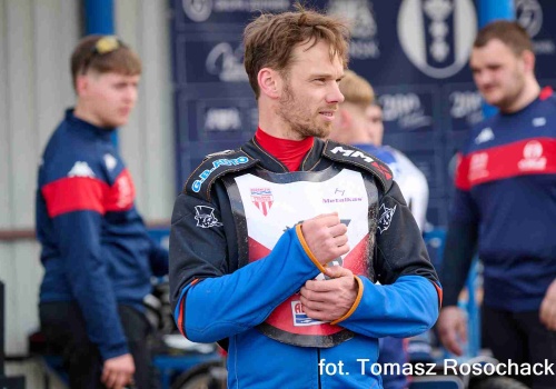 Żużel. Zrzucił na niego winę za brak awansu. Nadal jest w czołówce ligi