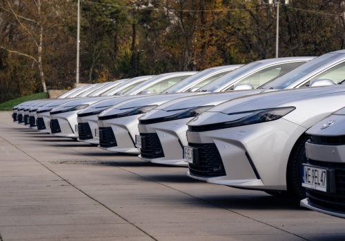 Toyota nie oddaje korony – szósty rok dominacji i rekordowe wyniki w 2025 roku