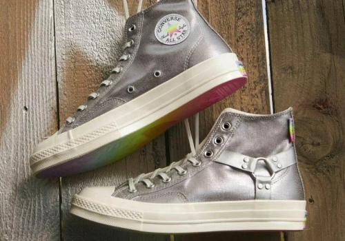 Obuwniczy gigant tnie etaty. Desperacki ruch Converse po tąpnięciu przychodów o 30 proc.