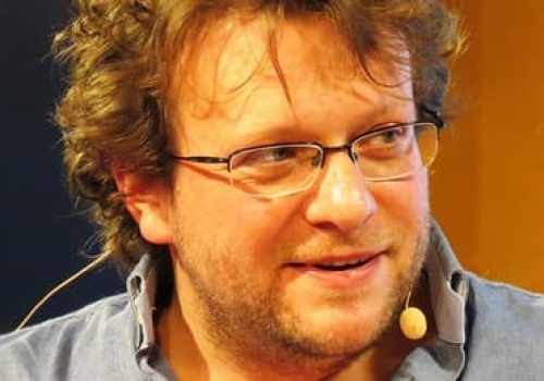 Pomerantsev: Fakty są znakomitą bronią. Ale to też oznacza, że bierzemy tę broń do ręki