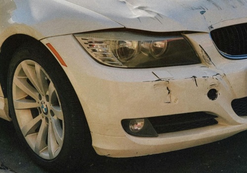 Zarysowałem komuś auto na parkingu i nie uciekłem. Właściciel Passata nie mógł uwierzyć w to, co zrobiłem