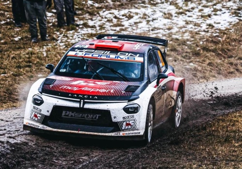 Lancia wraca na szuter. Ypsilon Rally2 HF Integrale rusza do walki w Foligno