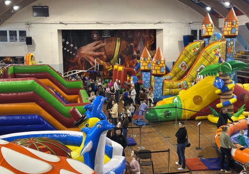 Festiwal Dmuchańców trwa w Hali Wisły (ZDJĘCIA)