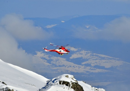 Turysty w Tatrach szukały dziesiątki ratowników. Tragiczny finał