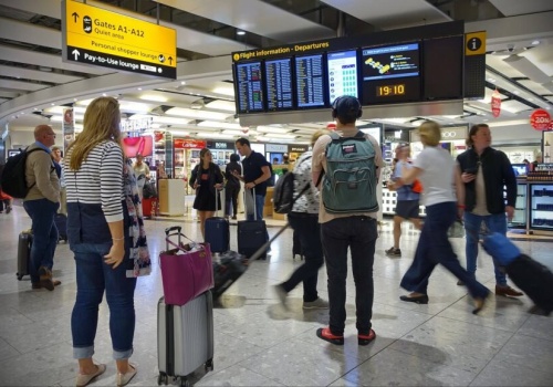 Rekordowy poziom zadowolenia z podróży lotniczych. Coraz mniej skarg