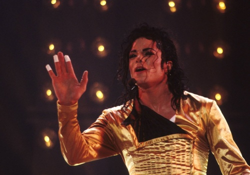 Polski polityk w teledysku Michaela Jacksona. Niezwykły akcent w światowym hicie