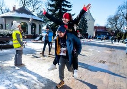 Zakochani biegli razem po medal