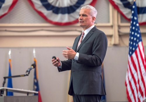 Amerykański ekspert ostrzega: koniec komfortu, to ostatnia szansa