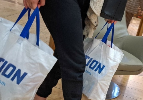 Pilny alert Action. W tym produkcie jest azbest. Natychmiast go odłóż