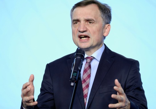 Ziobro skarży się na Sikorskiego do ambasadora USA. 