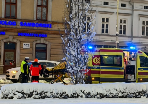 Potrącenie pieszego na przejściu dla pieszych. Poranne utrudnienia na ul. Stojałowskiego