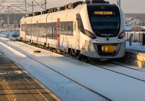 Trójmiasto sparaliżowane. Tory skute lodem, pociągi stoją
