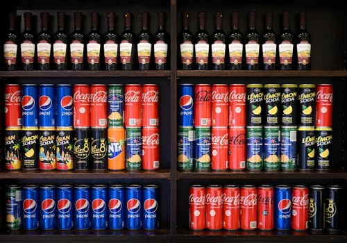 Napoje słodzone a zaburzenia lękowe u młodzieży – nowe badanie wskazuje niepokojący związek