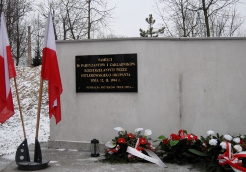 Pamięci ofiar zbrodni przy ul. Budki w Piotrkowie