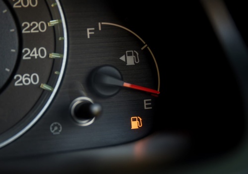 Europejskie rezerwy paliwa wystarczą na trzy miesiące wojny