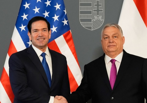 Spotkanie Orbana i Rubio, w tle poparcie od Trumpa. 