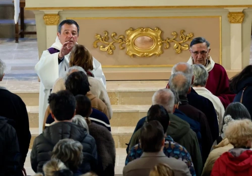 Czy w Środę Popielcową trzeba iść do kościoła? Jest ważne „ale”