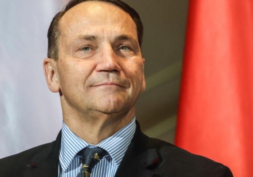 Sikorski starł się z czeskim ministrem. Jego rodacy nie mają dla niego litości! 