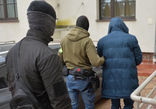 16 oskarżonych w sprawie wyłudzenia VAT