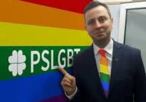 Prof. Romuald Szeremietiew: Zajść wroga od tyłu!