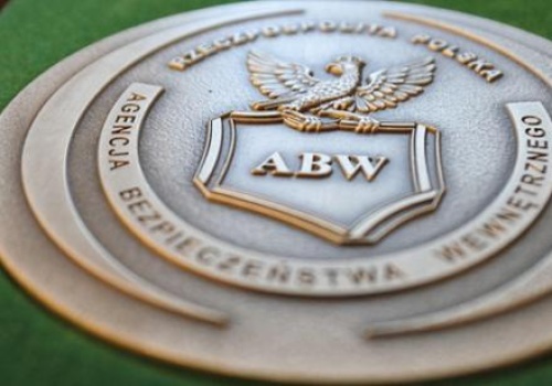 Columbus prosi kontrwywiad o ochronę. Ma dowody na „skoordynowaną operację”