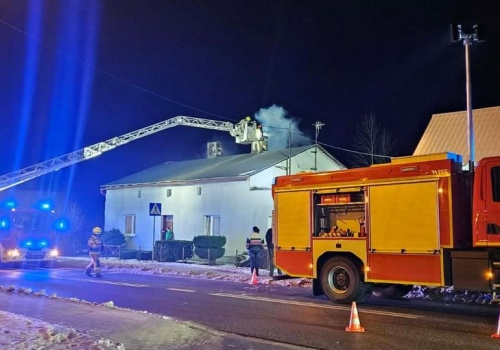 Sroga zima i płonące kominy