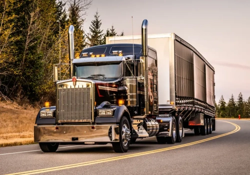 Ameryka znosi część norm emisji spalin – ciężarówki mogą być kanciaste i palić więcej