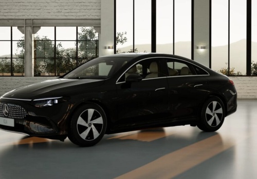 Mercedes CLA 250 EQ Tech trafia do oferty, cena od 224 900 złotych. Mniejsza bateria a waży tyle samo, co CLA 250+ EQ Tech