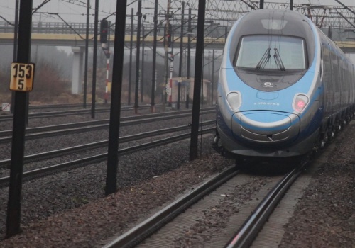Tragedia na trasie Pendolino. Ruch wstrzymany, śledczy na miejscu