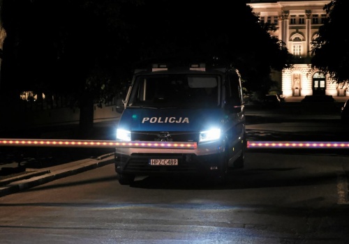 Atak nożownika w Zakopanem. Policja prowadzi obławę