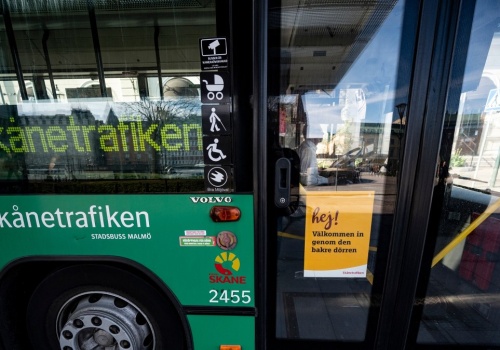 Szukają Polaków do pracy. Dwucyfrowa pensja to dopiero początek