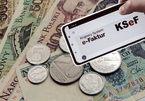 Księgowi radzą, jak nie stracić na podatku przez KSeF. Staroświecki trik wraca do łask