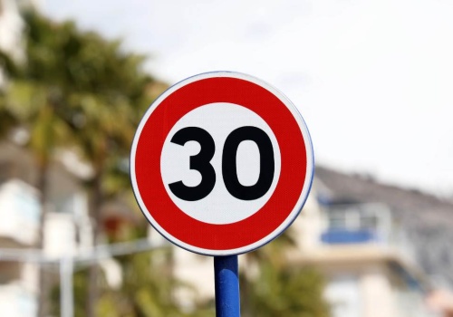 Monachium musi przywrócić ograniczenie do 30 k/h. Sąd zablokował decyzję miasta
