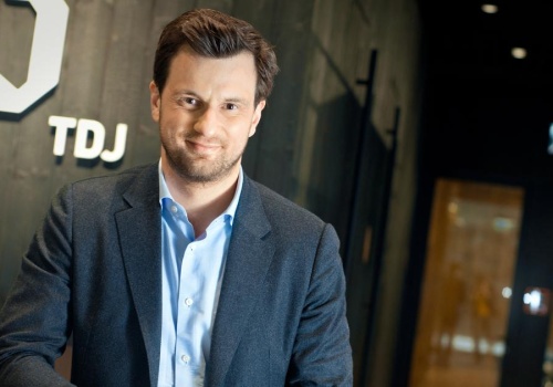 Miliarder dał więcej i dopiął swego. Grenevia blisko wyjścia z giełdy