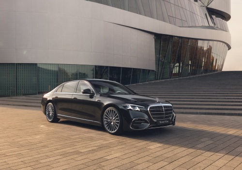 Nowy Mercedes Klasy S – to coś więcej niż lifting. Król luksusu wraca na tron