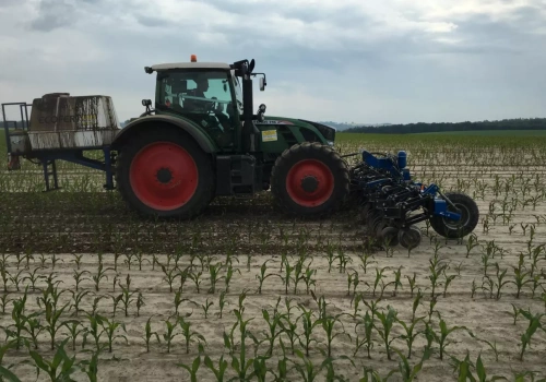 Mechaniczne odchwaszczanie: zapasowe części zawsze pod ręką (wynalazek rolnika)