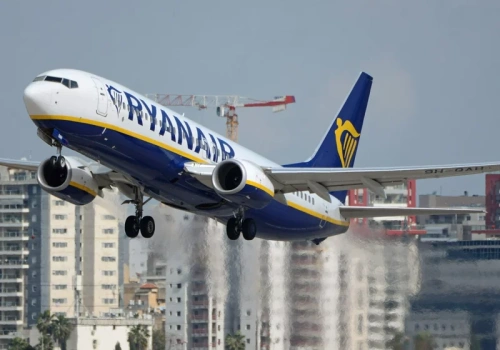 Mógłby za to kupić nawet kilkaset biletów. Wysoka kara dla pasażera Ryanair
