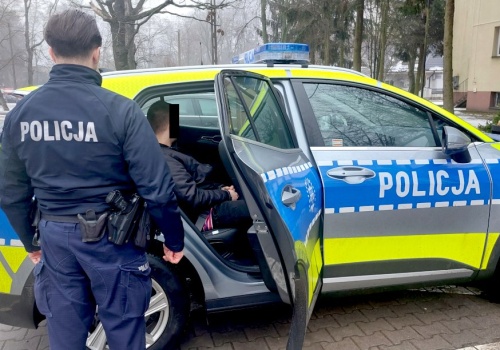 Znęcał się nad matką i groził dziecku. Jest już w areszcie