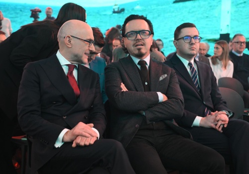 1013 zł dla każdego Polaka od Orlenu