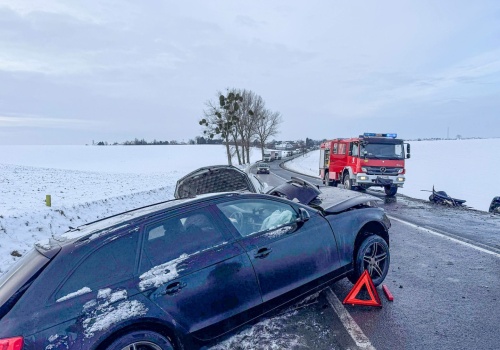 Poważny wypadek na DK45 pod Polską Cerekwią. W zdarzeniu uczestniczył mieszkaniec Raciborza