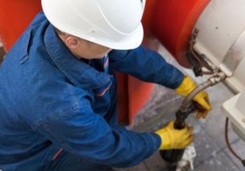 Zarobki palacza w kotłowni. Oto ile dostaje 