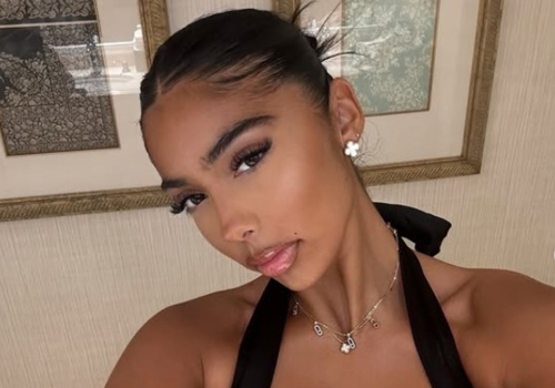 Oto partnerka Sochana. Właśnie ujawniła, że jest w ciąży