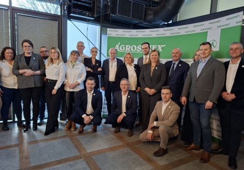 Agrosimex świętuje 35 lat – od rodzinnego handlu do partnera nowoczesnego rolnictwa