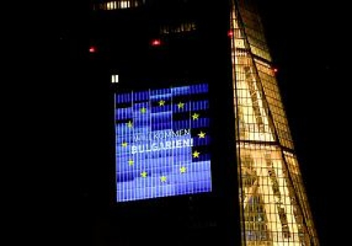 Euro w Bułgarii - na razie sukces mimo politycznego kryzysu