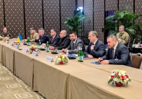 Szybki pokój czy oczekiwanie na lepszy wiatr. Rozłam wśród ukraińskich negocjatorów