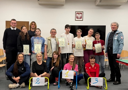 Bliżej sportu. Dzieci niewidome i niedowidzące na sportowym obozie w Ptaszkowej