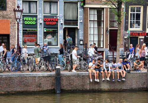 Amsterdam chce zakazać turystom wstępu do coffeeshopów