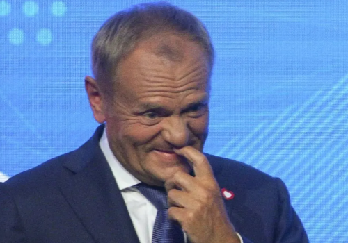 To protegowany Kierwinskiego odpowiada za zakup łańcuchów śniegowych dla Tuska!