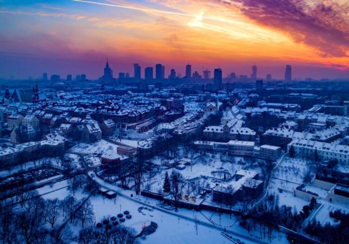 „Ceny mieszkań są przeszacowane”. Indeks urban.one kontynuuje spadek, zwłaszcza w Warszawie